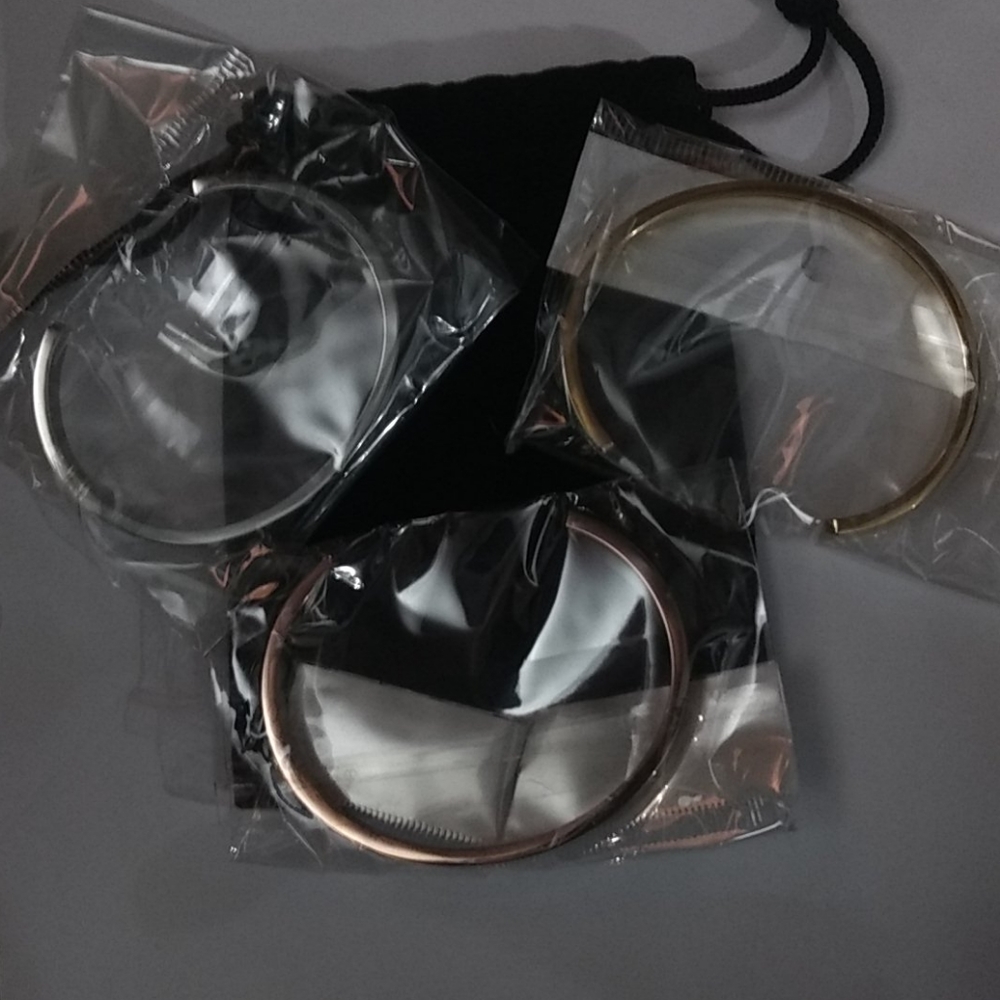 Bracelet - Picture 3 of 3